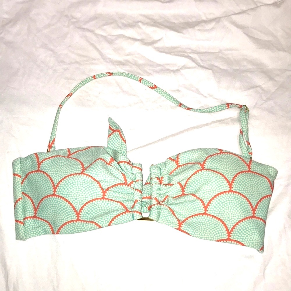 ***$6/3 items Radio Fiji bikini top